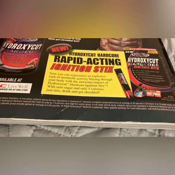 Muscle & Fitness Magazine MAY 2009 Famous Arnold Schwarzenegger Issue! - Picture 13 of 16